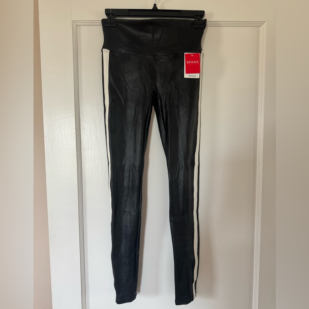Spanx Faux leather stripe legging